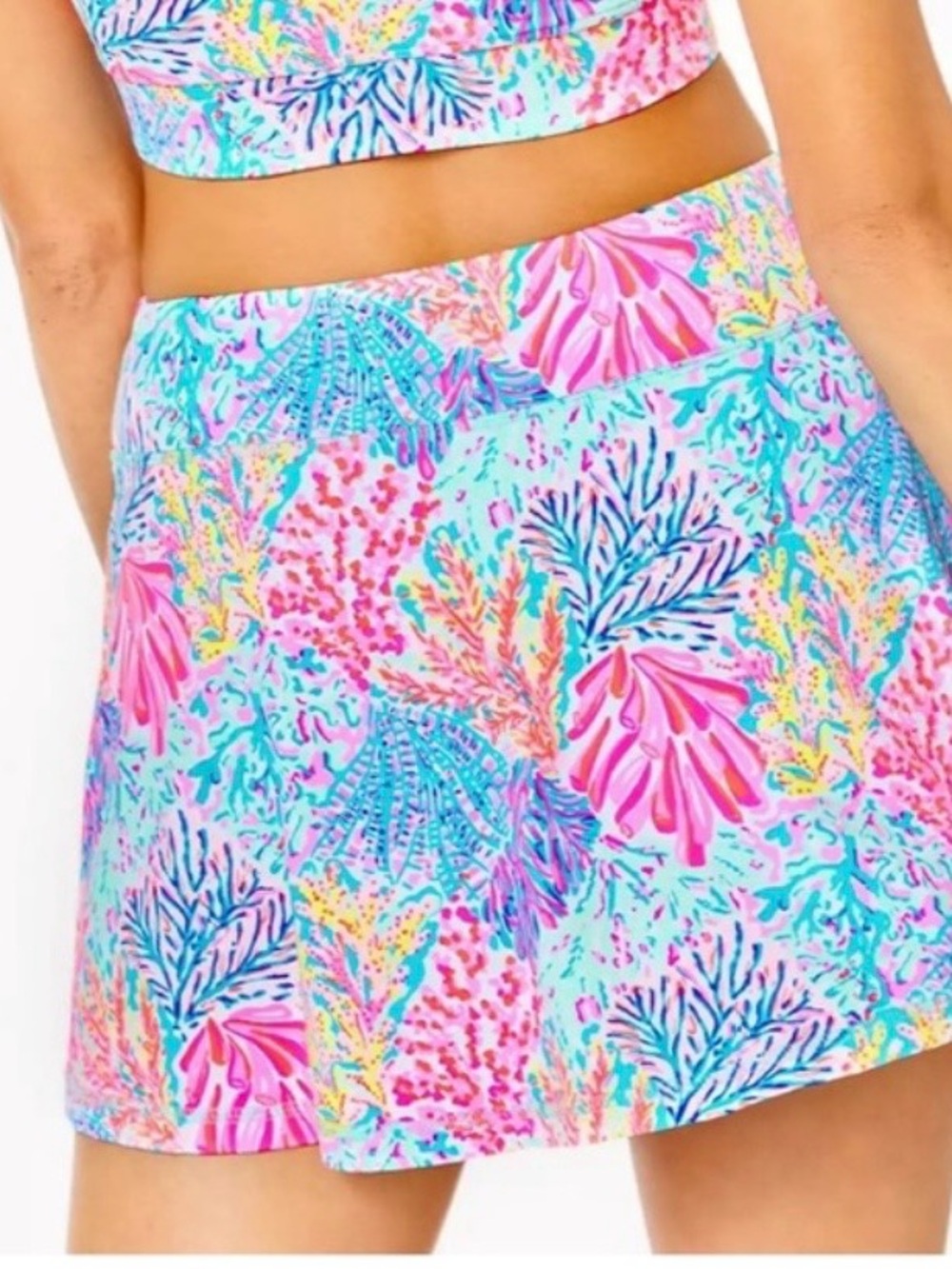 Lilly Pulitzer Aila Luxletic Skort UPF 50+ Multi Splashdance Medium - Picture 3 of 10